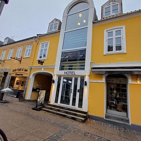 Double Room 7 In Saeby City Exterior photo